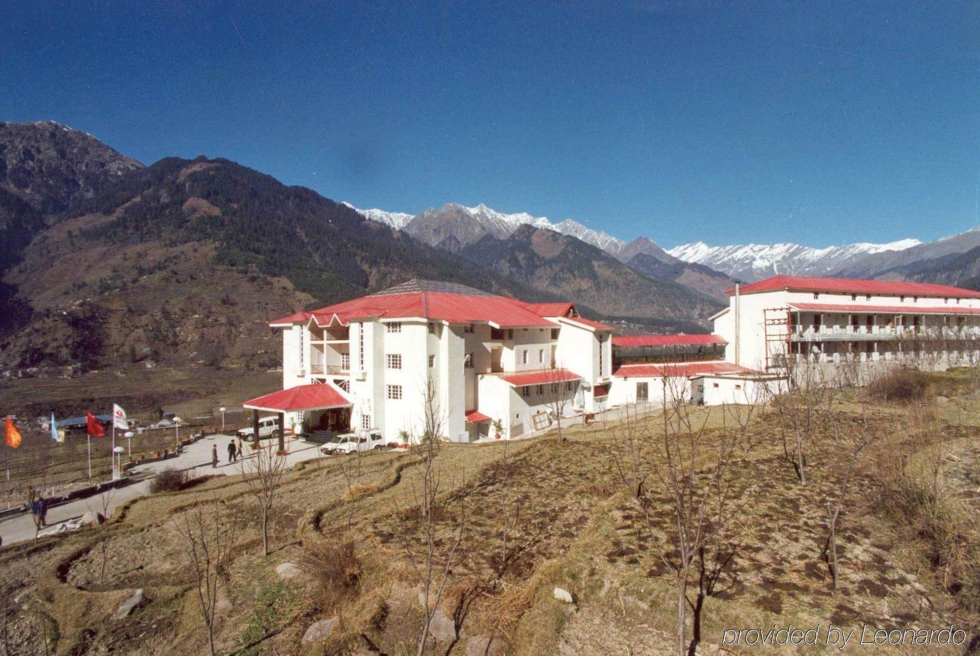 Club Mahindra Snow Peaks Manali Hotel Exterior foto