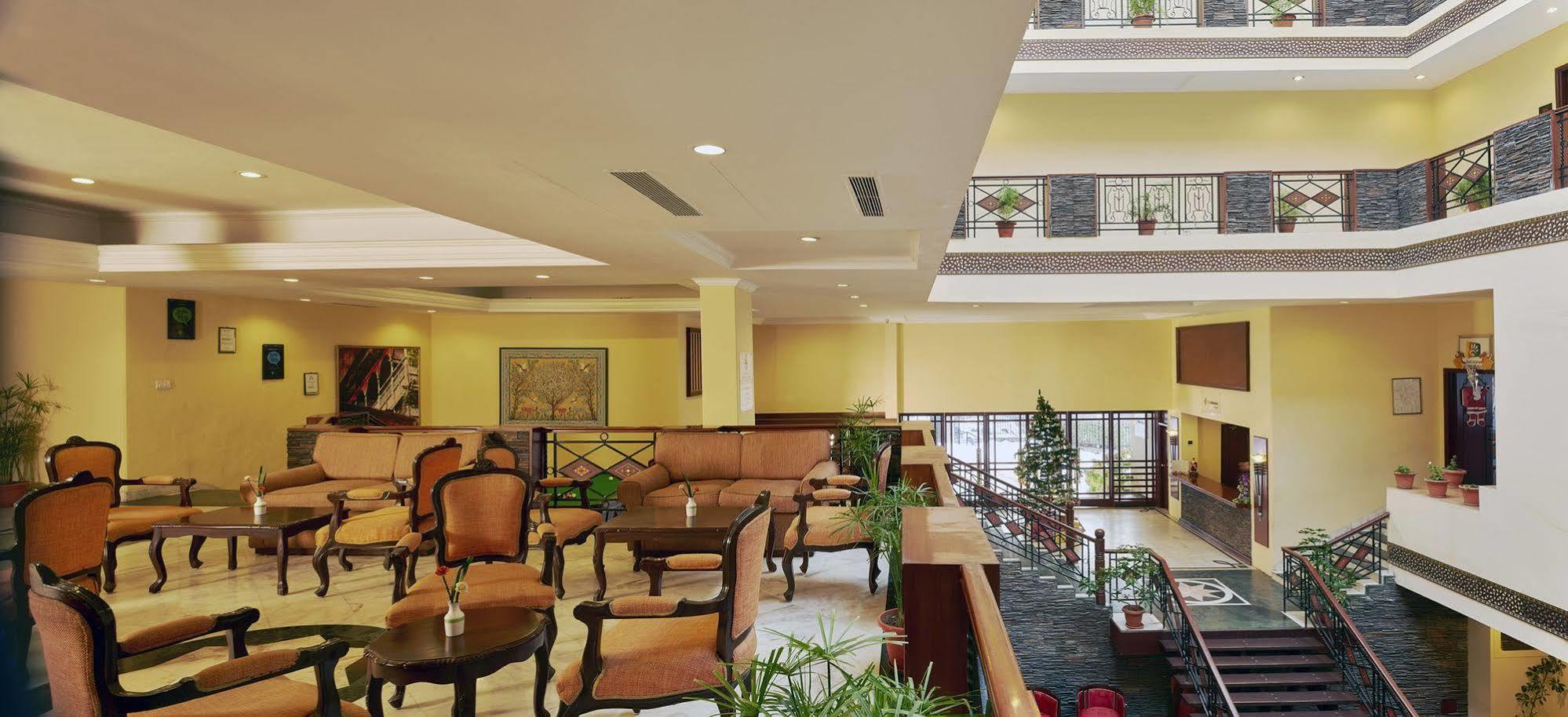 Club Mahindra Snow Peaks Manali Hotel Exterior foto